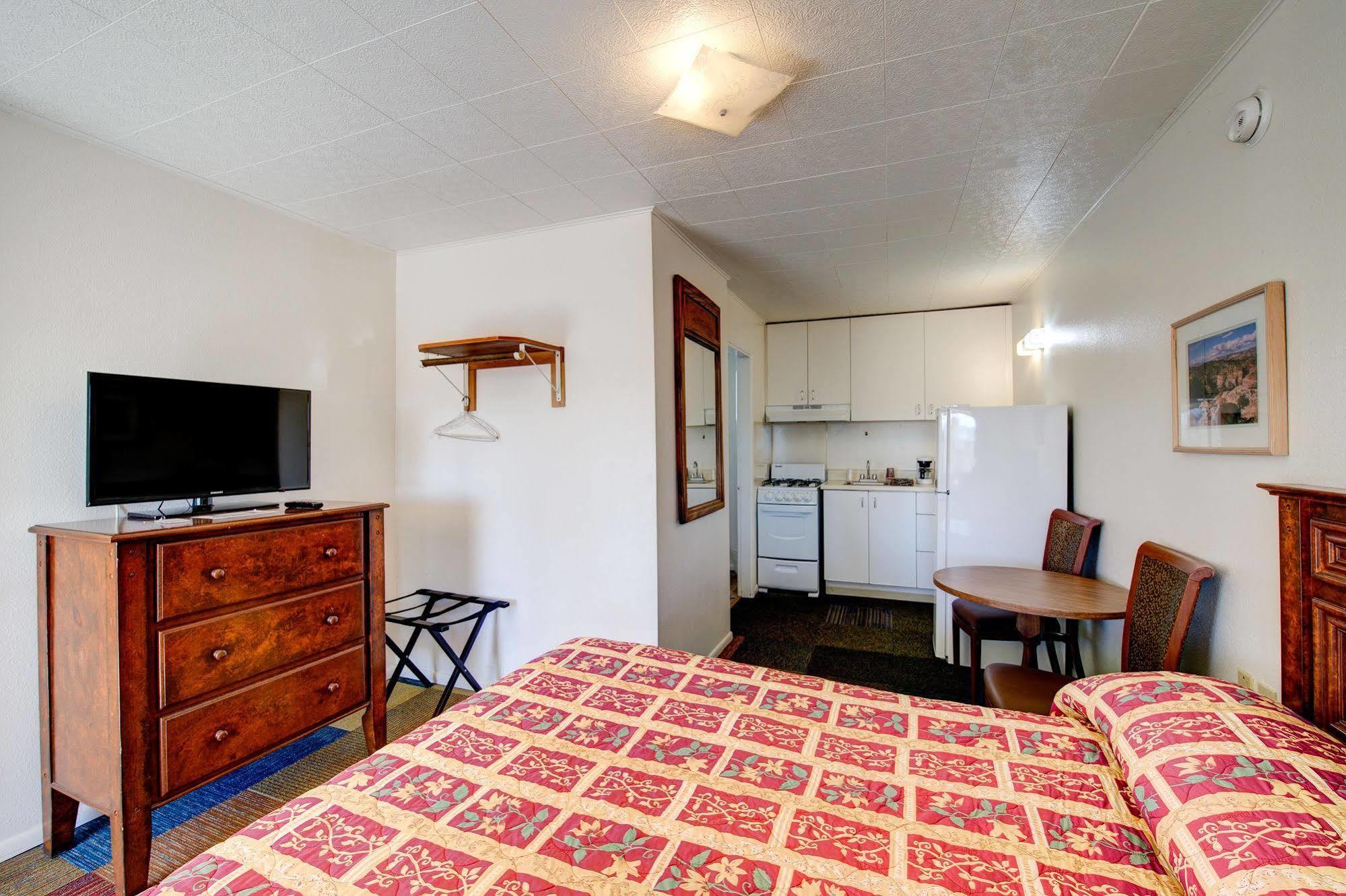 Parowan Crimson Hills Motel מראה חיצוני תמונה