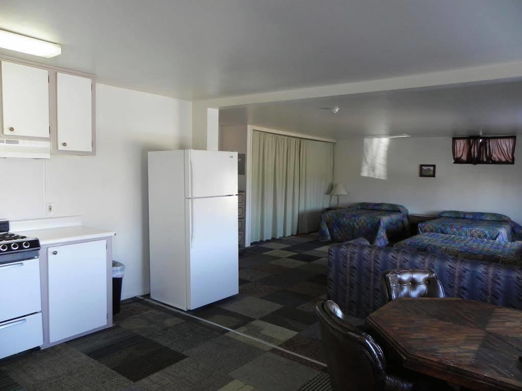 Parowan Crimson Hills Motel מראה חיצוני תמונה